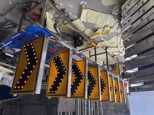 包头太阳能交通标牌的核心部件是电池,电池多久